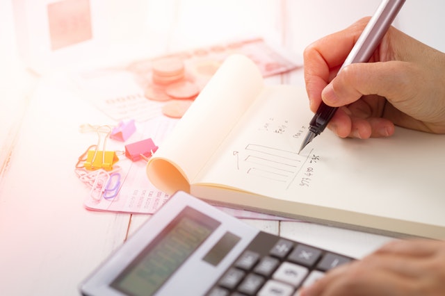 accounting-blur-button-1028726