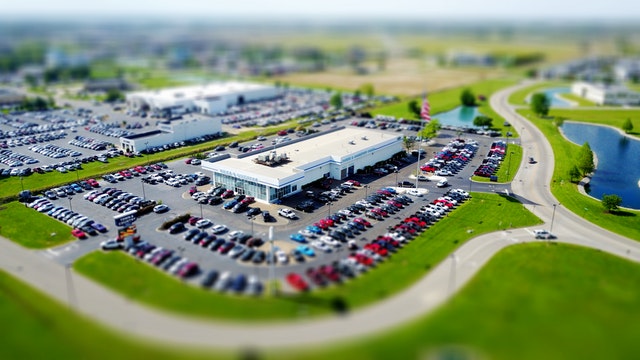 blur-building-business-cars-395537 (1)